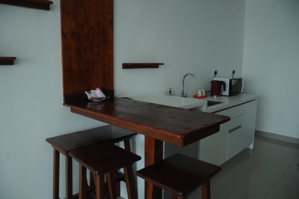 Zen @ Trefoil Setia Alam Apartment
